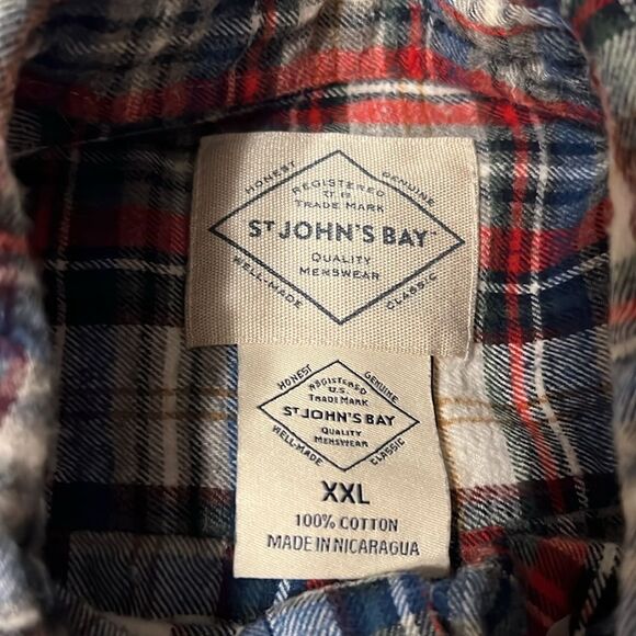 St. John’s Bay Men’s Plaid Button Down Shirt - Picture 2 of 5